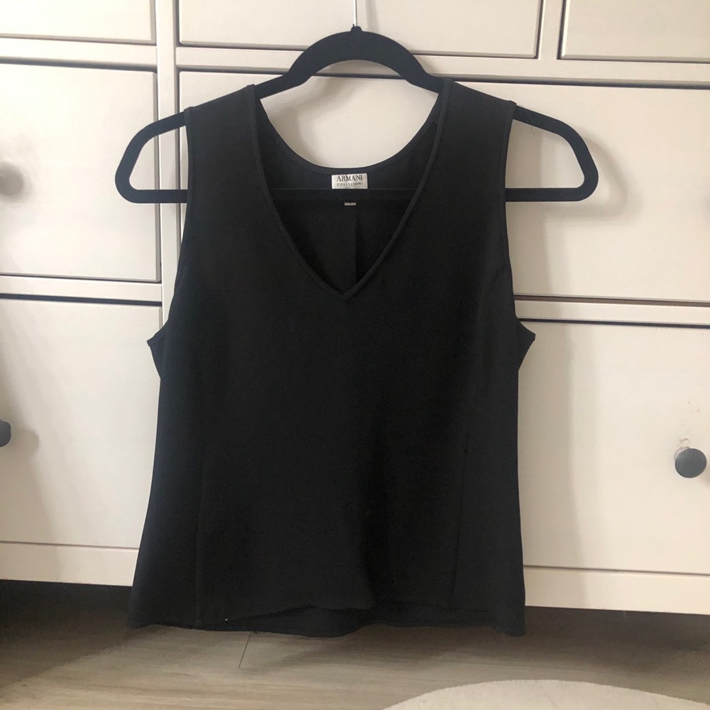 Armani collezioni v neck tank